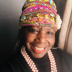 Meet your Posher, Annie